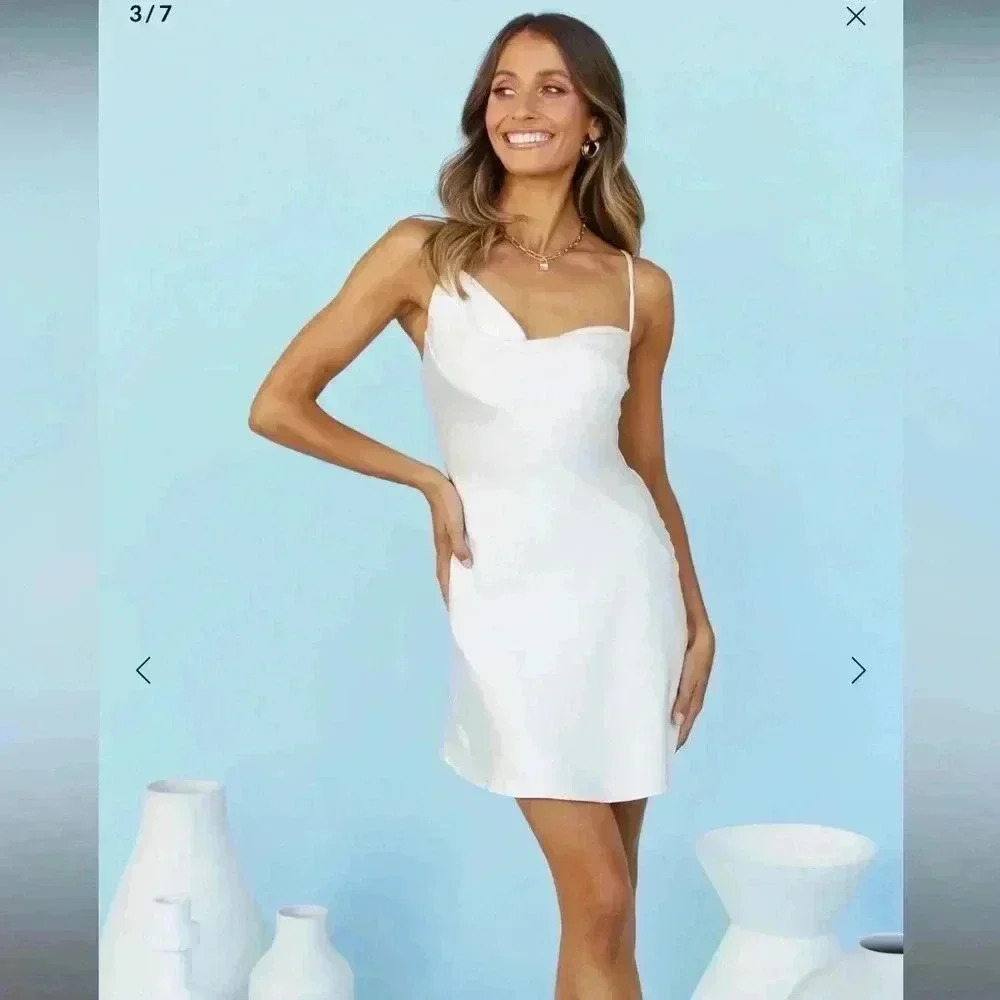 Hello Molly dress champagne satin graduation party dress size 6 - Picture 4 of 6